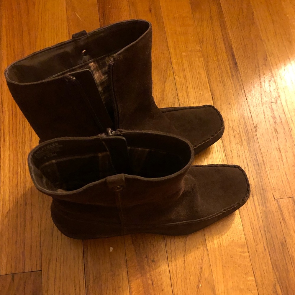 Anne Klein Lavelee size 9.5 M  chocolate brown